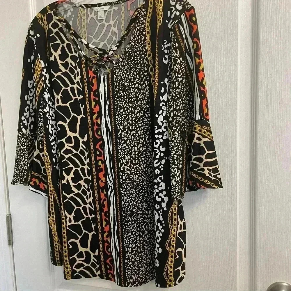 Animal Print with Gold Chains Blouse by Cato - Picture 3 of 8